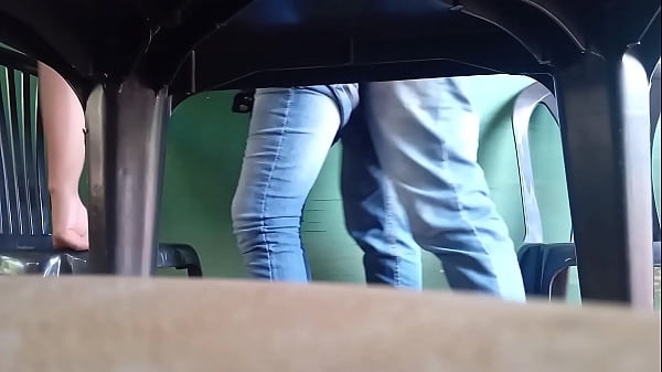 comendo a secretária casada na hora do almoço