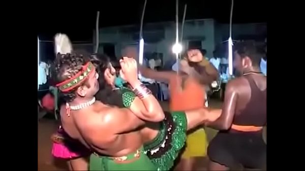 Karakattam Kuravan Kurathi very hot midnight dance part 17